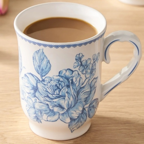 ❤️The Pioneer Woman Agatha Blue Set of 4 Mugs - 12 ounce Mugs - Picture 2 of 5